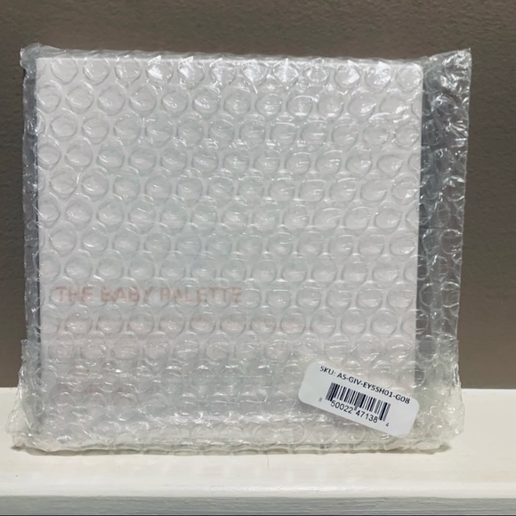 NWT GIVE THEM LALA BEAUTY “The Baby” Eyeshadow Palette - Picture 6 of 9